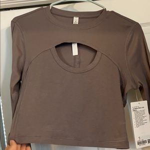 Lululemon top